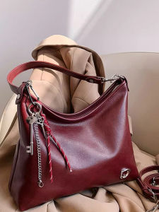 กระเป๋าถือทรงสี่เหลี่ยมด้านเท่าแบบสะพายไหล่ข้างเดียวสำหรับผู้หญิง ความจุขนาดใหญ่ สีแดง กระเป๋าสะพายข้างแบบลำลอง วัสดุหนังวัว
