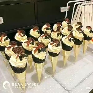 Rak Display Ice Cream Cone Akrilik Stand Holder 1/2/4 Lobang