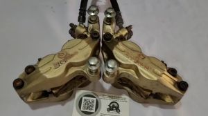 Heo Brembo 4 pis Heo dầu trước Củ thắng trước xe phân khối lớn zin Thương hiệu Brembo Ý Chân 100mm