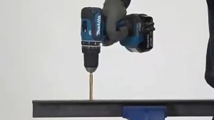 （24H Delivery & COD） Makita DDF485 สว่านไฟฟ้าไร้แปรงถ่าน 18V แบตเตอรี่ลิเธียมแบบชาร์จไฟได้เครื่องมือไฟฟ้าช็อกสว่านไฟฟ้าช็อกสว่านมือชาร์จไฟสว่านไฟฟ้าบ้านเครื่องมืออเนกประสงค์