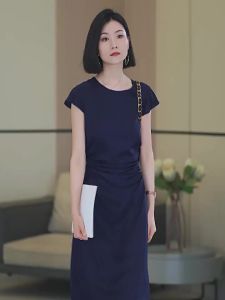 Roey s house | Chiffon Embroidered Cheongsam Dress with Pleats