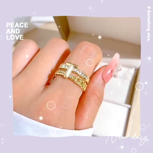 Kèm hộp - Nhân Titan Cao Cấp Hở Mạ Vàng Đính Đá Zircon Không Đen Gỉ