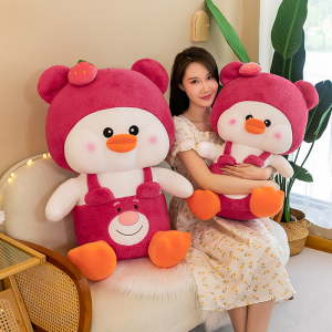 GẤU BÔNG VỊT MÁ HỒNG MẶC ÁO GẤU DÂU LOTSO MẪU MỚI LÔNG MỊN GẤU BÔNG CUTE CHO BÉ Gấu Bông Mịn Màng Chất Liệu Cao Cấp Gấu Bông An Toàn Cho Trẻ Em - Lazada