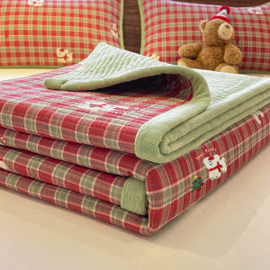 Kiss Dear | Plush Flannel and Cotton Quilted Tatami Bed Cover