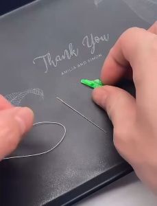 Alat Masuk Benang / Needle Threader Stitch