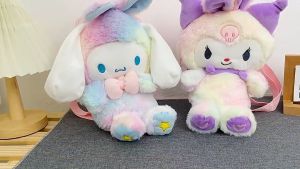 ผ้าเด็กน่ารัก "Kuromi" ของ JIVIVIL สีรุ้งปุย ซึ่งเป้นที่การ์ตูนกระเป๋าผ้ากำมะหยี่ กระเป๋าเดินทาง และนักเรียนที่สูงสุด