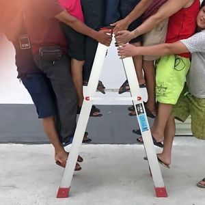 GOKU บันได 3 ชั้น บันไดอลูมิเนียมทรงเอ  บันไดช่าง  ขึ้นลงได้ 2 ทาง พับเก็บได้ น้ำหนักเบา เคลมสินค้าภายใน7วัน รับประกันตลอดชีพ