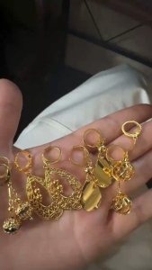 Elegant Gold-Tone Earrings Set - 4 Pairs of Fashion Jewellery with Sparkling Charms