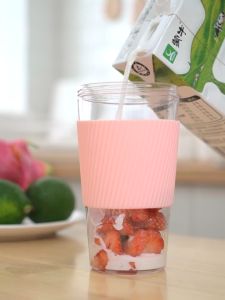 Mini Portable Juicer Cup 300ML Rechargeable - Blender Jus buah - Alat Jus Portable Listrik 2 Mata Pisau