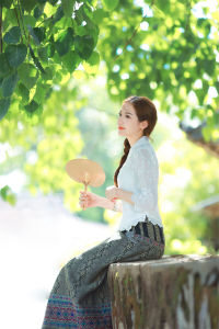 ชุดกระโปรงทรงหลวมสไตล์น้ำหนึ่ง ชุดกระโปรงทรงหลวมสีสันสดใส แขนกุด ผ้าไนลอนผสมโพลีเอสเตอร์ ชุดงานปาร์ตี้