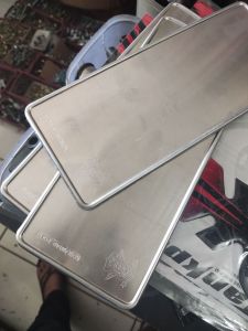 bahan dasar plat nomor motor berlogo sepasang 2pcs