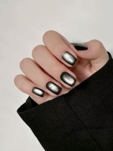 เล็บประดับเพชรดำระดับไฮเอนด์ ลูกปัดแก้วสีขาว ตาแมว เล็บทาด้วยแสง UV สำหรับใส่ได้ ผลิตจากฝีมือทำเล็บที่ระยิบระยับ