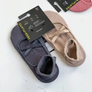 2 Pairs Cotton Breathable Sweat-absorbent Yoga Socks Silicone Anti-slip Floor Socks Women Pilates Ballet Fitness Sports Socks