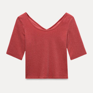 เสื้อยืดแขนสั้นทรงสลิมฟิต EGGKA ทรง U ประดับเลื่อมเล็ก สไตล์ลำลอง ฤดูร้อน 2025 โพลีเอสเตอร์ จีนแผ่นดินใหญ่