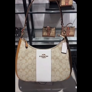 original womens bag teri25 armpit bag floral chain bag shoulder bag versatile crescent bag ct257 size: 29*23*8cm