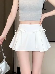 White july🌸กระโปรงทรงเอ กระโปรง กระโปรงทรงเอทรงสลิมเอวสูง กระโปรงสั้นดีไซน์โบว์สไตล์เกาหลี