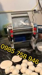 Máy cán bột mì KFR220 chuyên dụng cán vỏ bánh các loại tặng kèm lưỡi cắt sợi 3mm9mm.