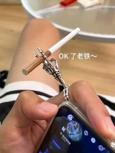 Cincin Holder Rokok Bentuk Skull Adjustable / Vintage Skull Ring Perak Hitam