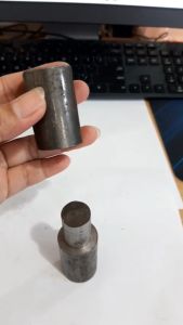 Engsel Besi AS 1: Engsel Pintu Tahan Lama & Berkualitas Tinggi