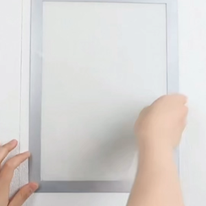 กรอบประกาศแม่เหล็ก A4 💼 ไม่ต้องพกกาว ใช้ได้ทันที!