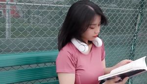 GB02 Portable Neck Fan Electric Wireless Fan USB Charging Mini Ventilation Cooling Vaneless Silent Neck Fan Sport S-BOX