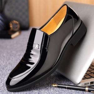 Casual Leather Shoes Mens Slip-On round Toe Loafers Fashionable British Style All-Match Trendy Youth Summer Business Derby Shoes