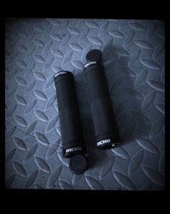 MOB Handle Grip (HG-01) for Bicycles - Comfortable and Durable