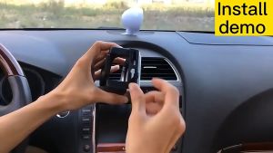 Tempat Botol Air Minum di Dasbor Mobil