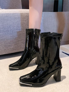 รองเท้าบูทสั้นสีดำ PU สำหรับผู้หญิง ฤดูใบไม้ผลิ ฤดูใบไม้ร่วง ฤดูหนาว รองเท้าบูททรงหัวเหลี่ยม ส้นสูง ส้นหนา รองเท้าแฟชั่น
