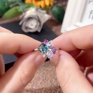 Nhẫn Thời Trang Nữ Huitan Novel Với Đá Cubic Zirconia Màu Sắc Kiểu Dáng Hình Học Nhẫn Cưới Sang Trọng Phụ Kiện Nữ Dành Cho Tiệc Tùng