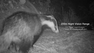 กล้องส่องกลางคืนอินฟราเรด การมองเห็นตอนกลางคืนแบบ HD เหมาะสำหรับการสังเกตสัตว์และธรรมชาติ ราคาจับต้องได้ ส่งฟรี อุปกรณ์ส่องกลางคืนสำหรับกลางแจ้ง พกพาสะดวก