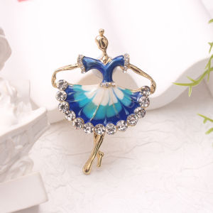 Exquisite Rhinestone Women Brooch Retro Elegant Pin Jewelry Accessory for Dresses & Parties