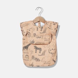 Denmark Sleeveless PU Reverse Dressing Baby Eating Cloth Cover Super Soft Waterproof Baby Food Pocket Dirt Proof Feeding Bibs