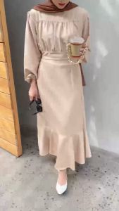 {\n    \"article\": \" UNIKDANMURAHH - HYEJIN DRESS KOREAN LOOK STYLE / DRESS LEBARAN MURAH / DRESS KEKINIAN WANITA / DRESS MERMAID BAJU LEBARAN GAMIS DRESS MUSLIM BAJU LEBARAN MURAH