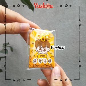 Móc khóa Yushou Thắng Lợi - Mẫu 17 - Kì Khai Đắc Thắng Có sẵn