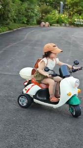 Children Toy รถมอเตอร์ไซค์ มอไซค์สามล้อ รถมอไซค์ไฟฟ้า สำหรับเด็ก ขับขี่สนุก ปลอดภัย มี 3 สี No.4092