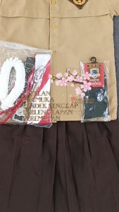 setelan seragam sekolah pramuka perempuan pendek sd kelas 1-6 set aksesoris