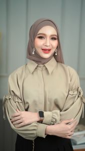 เสื้อทรงเชิ้ต แขนผูกโบว์มีความเป็นแฟชั่นและไม่น่าเบื่อ เนื้อผ้าดี ใส่ได้หลายโอกาส DG31วาริสมุสลิม