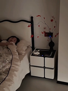 NexCub โต๊ะข้างเตียงอัจฉริยะ โต๊ะข้างเตียง รุ่น: Nova N08 ชาร์จไร้สาย+USB+ลำโพง+กุญแจรหัส หนังพรีเมียม ลิ้นชักสองอัน