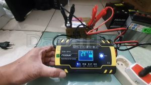 PENGIRIMAN CEPAT FOXSUR Charger Aki Mobil Motor 130W 12/24V 150Ah with LCD FBC122408D / cas aki mobil kering 12 volt otomatis motor basah / charger aki motor dan mobil 12v otomatis super cepat