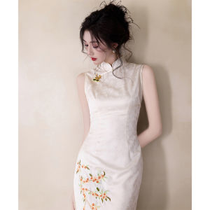 Elegant Chinese Style White Cheongsam Dress