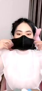 Gói 10c Khẩu Trang 5D Bông Sen Vàng cao cấp