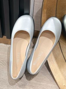 Silver round Head Flat Bottom Work Shoes Comfortable Commute Ladies Slip-On Soft Bottom Shoes Thick Heel Low Heel Synthetic Leather