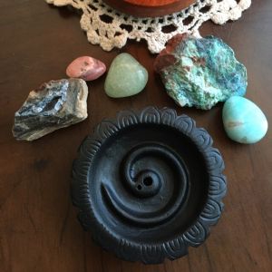 Spiral Design Clay Incense Burner Ceramic special for rope Incence and Buddhist Incense 手工绳香架盘香塔香香粉专用. 独特设计 香炉居室檀香盘香炉点香盘香托沉香线香插座