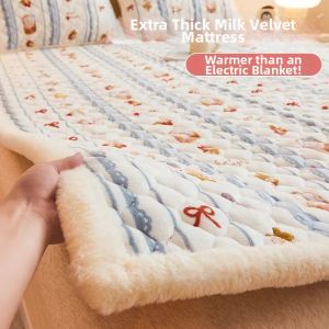 New Thick A-Class Mattress Set for Dormitory