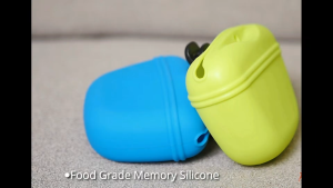 Silicone Dog Treat Pouch-Small Training Bag-Portable Dog Treat Bag for Leash with Magnetic Closure and Waist Clip Airtight Seal