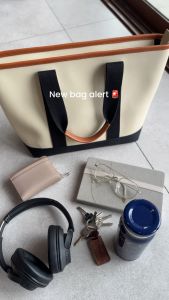 Concepts & Designs. London Tote bag