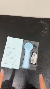 Máy Rửa Mặt Silicon Massage Nhiệt Ấm Giúp Làm Sạch Sâu Lỗ Chân Lông Massage Nhẹ Nhàng Dịu Da Tạo Bọt Mịn
