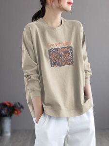 เสื้อยืดคอกลมแขนยาวทรงหลวมสบาย ๆ สไตล์ลำลองสำหรับผู้หญิง แฟชั่นฤดูใบไม้ร่วง 2024 เสื้อผ้าทำงานแบบลำลอง