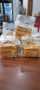 COMBO 5 CÁI BÁNH MÌ TƯƠI NGÀN LỚP VỊ SỮA VIỆT QUỐC-UMIKI - HẠN SỬ DỤNG: 12/03/2026